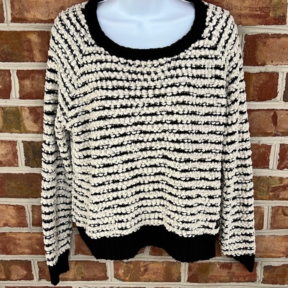 Obey Striped Black and Cream super soft Women's Sweater. Small